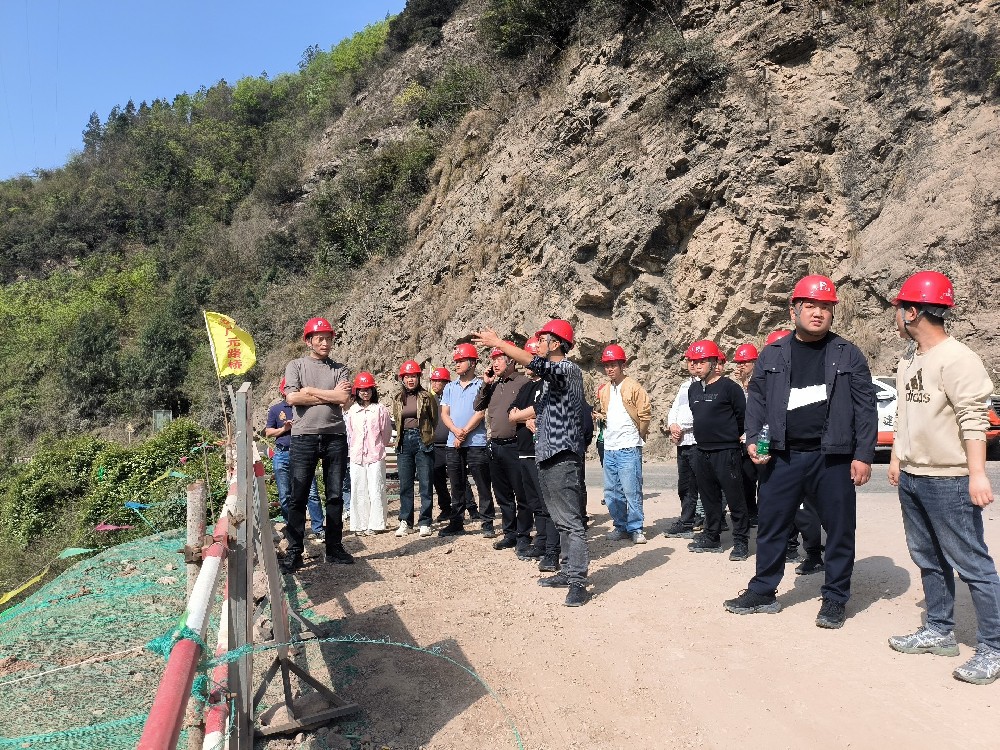 以學(xué)促進，向新而行｜路橋集團組織開展項目亮點技術(shù)交流研討活動